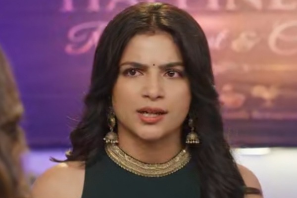 Udne Ki Aasha: Roshini Ka Dhamaka, Sayali-Riya Ka Kya Hoga?