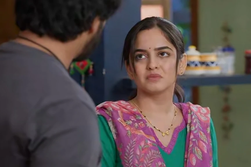 Roshini's Curse: Deshmukh Family in Turmoil!